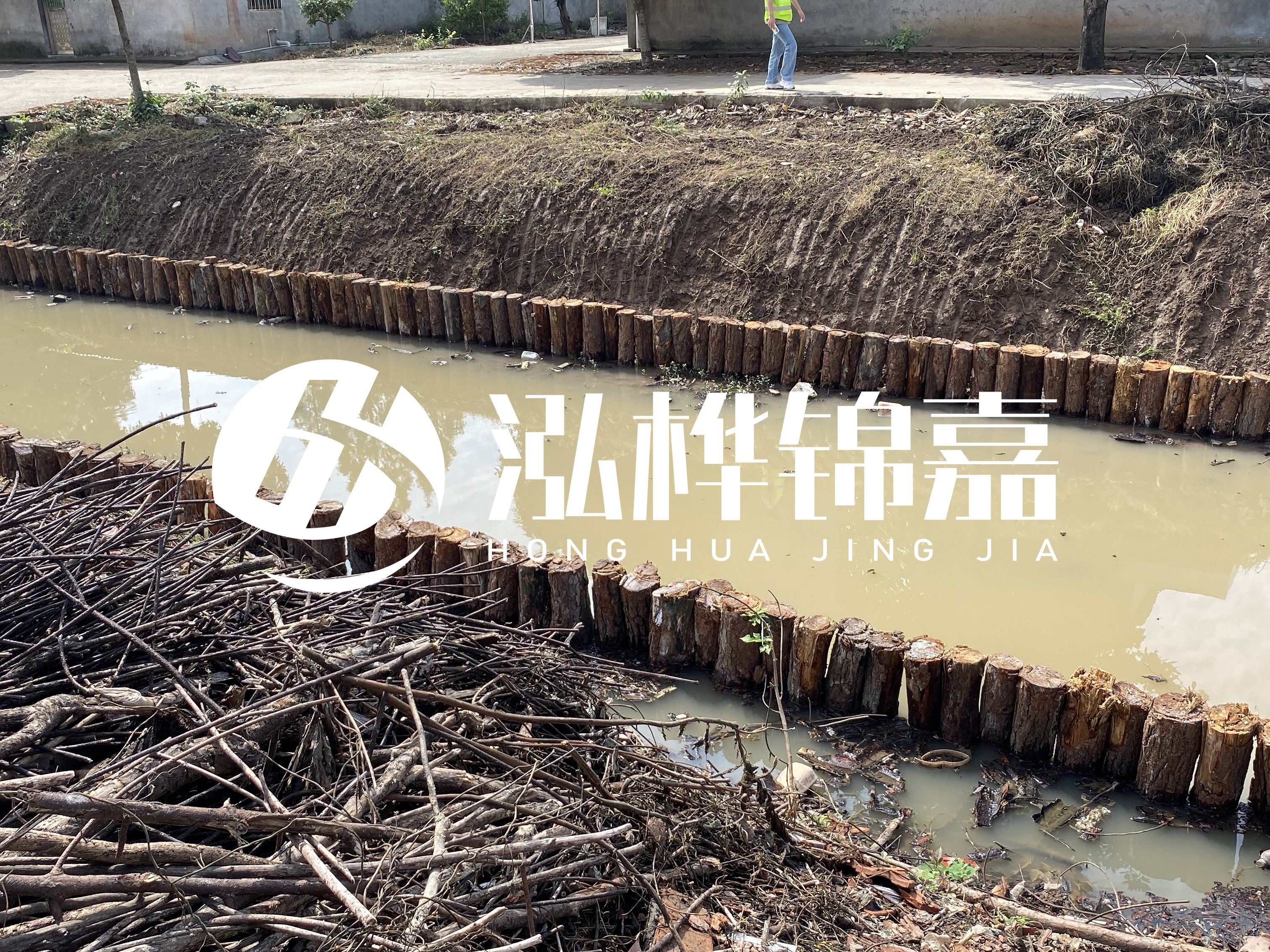 松木樁施工隊泓樺錦嘉-杉木樁和松木樁哪個更耐腐蝕？